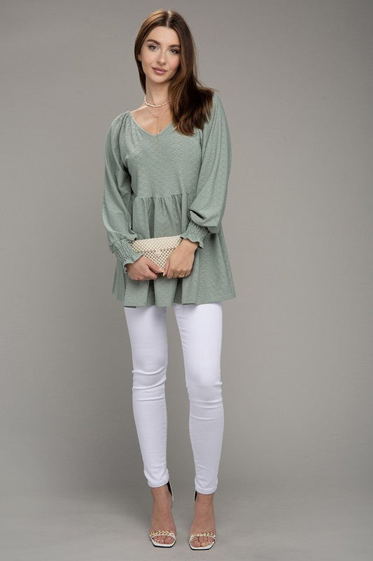 V Neck Solid Ruffle Hem Top